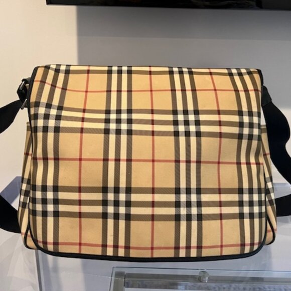 Burberry Diaper Bag BIG - Picture 2 of 4